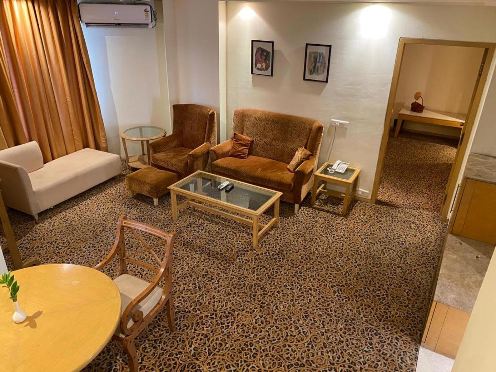 Hotel Katriya And Tower 3*